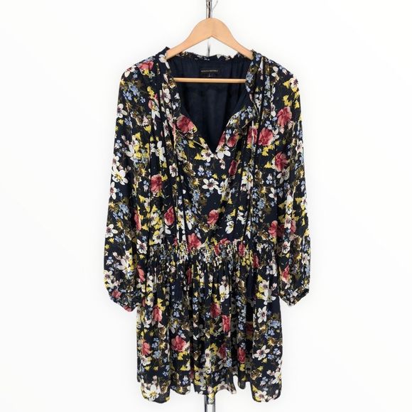 Banana Republic Valeri Long Sleeve Floral Smocked Waist Dress size Medium - Picture 2 of 14